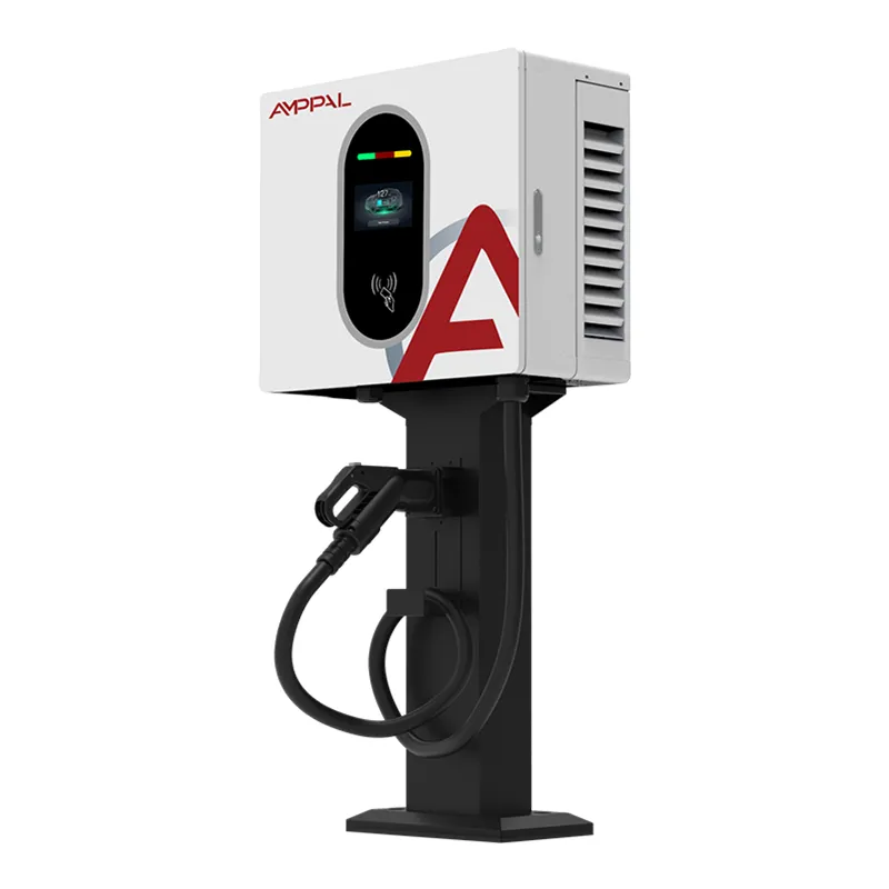 20 kW prie sienos montuojama nuolatinės srovės greitojo elektromobilio įkrovimo stotis, skirta komerciniam parkingui