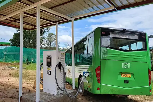 AMPPAL DC greito įkrovimo projektas IZI elektriniams autobusams Ruandoje